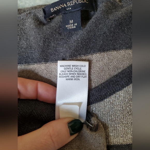 Banana Republic Striped Sweater - Picture 4 of 5